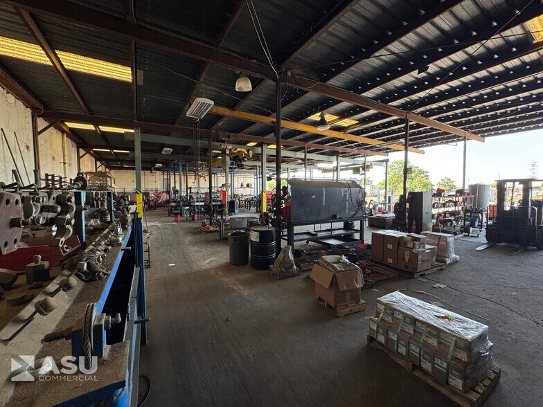More Photos Of 2901 Gibson St, Bakersfield Warehouse For Lease