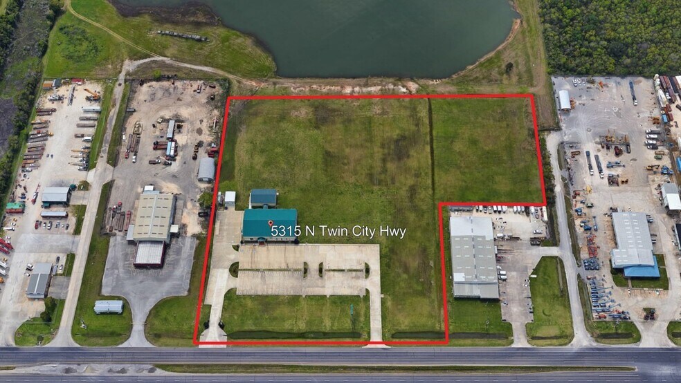 More Photos Of 5315 N Twin City Hwy, Nederland Warehouse For Sale