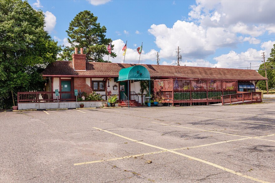 Primary Photo Of 3044 Deans Bridge Rd, Augusta Restaurant For Sale
