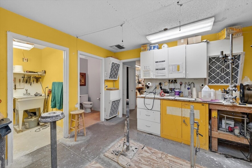 More Photos Of 7 W Main St, Apopka Office For Sale