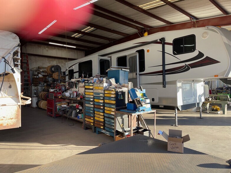 More Photos Of 700 N Gold Ave, Deming Specialty For Sale