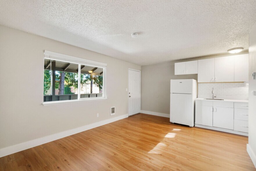 More Photos Of 510 Lilly Rd SE, Olympia Apartments For Sale