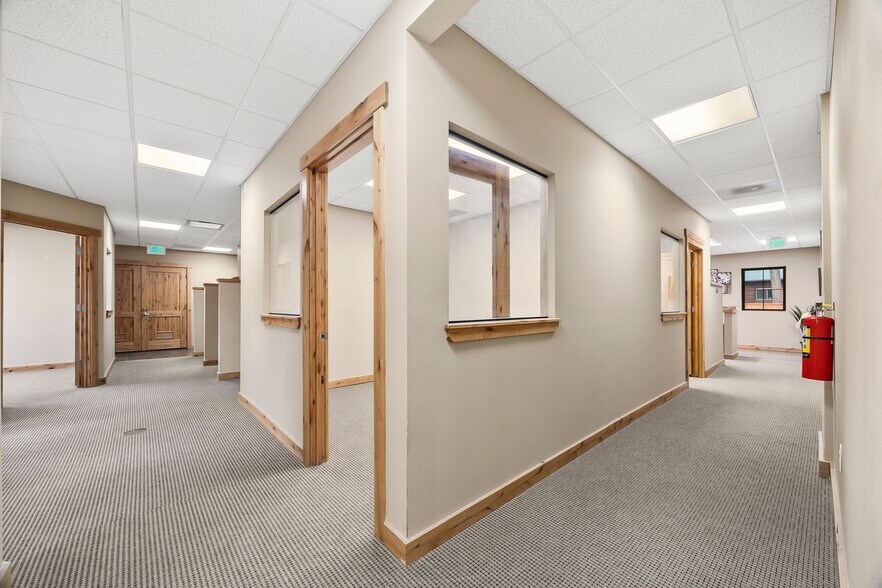 More Photos Of 509 Scott Ave, Woodland Park Medical For Lease