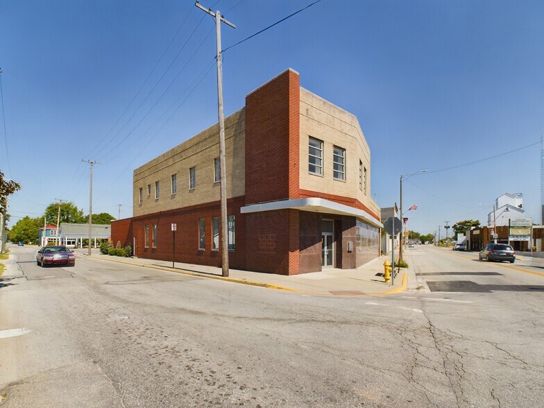 More Photos Of 101 E Elm St, Union City General Retail For Sale