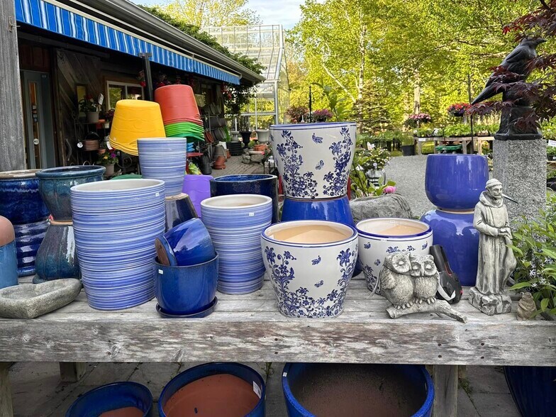 More Photos Of 48 South, Blue Hill Garden Center For Sale