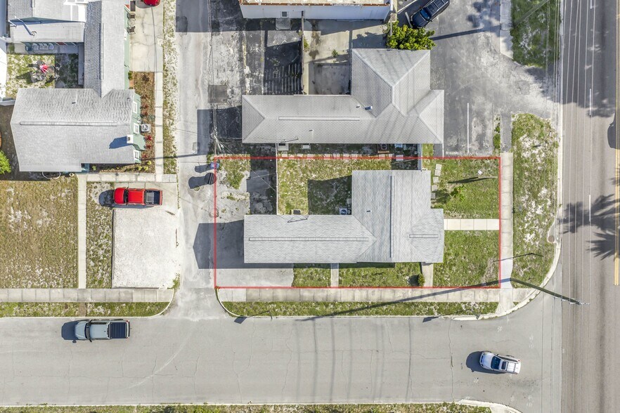 More Photos Of 575 49th St S, Saint Petersburg Office For Sale
