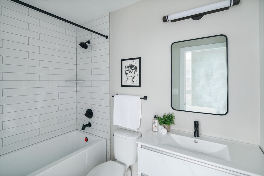 More Photos Of 2600 W Girard Ave, Philadelphia Apartments For Sale
