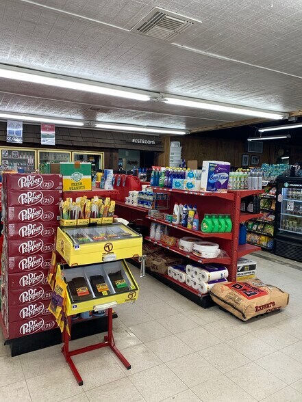 More Photos Of 17186 Highway 321, Dayton Storefront Retail Office For Sale