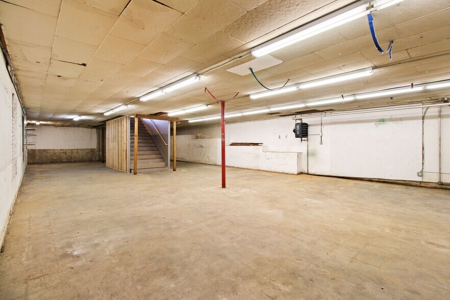 More Photos Of 713 W King St, Boone Storefront For Sale