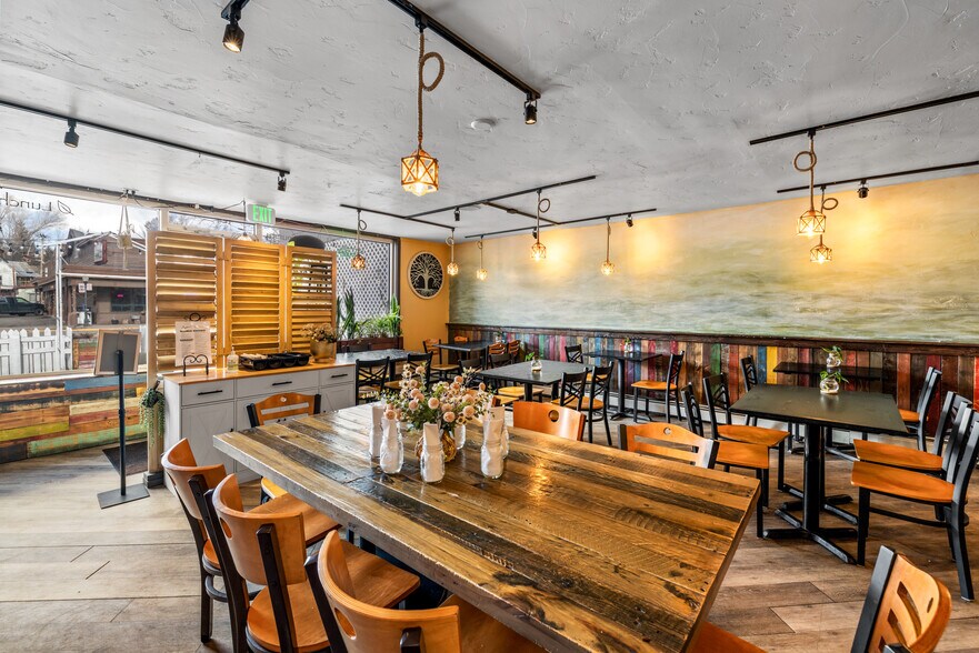 More Photos Of 1117 Lincoln Ave, Steamboat Springs Freestanding For Sale