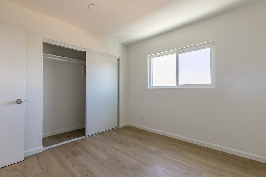 More Photos Of 9258 Birch St, Spring Valley Apartments For Sale