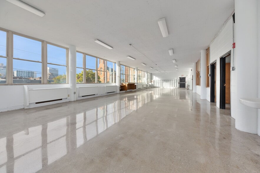 More Photos Of 1607 Mansfield St, Cincinnati Schools For Lease
