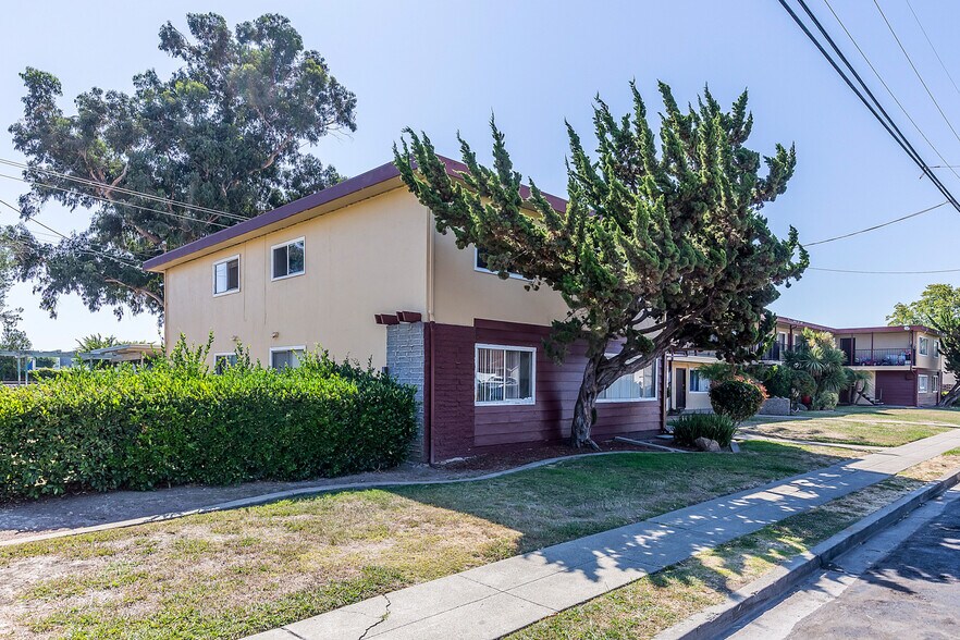 More Photos Of 5424 Saint Mark Ave, Newark Apartments For Sale