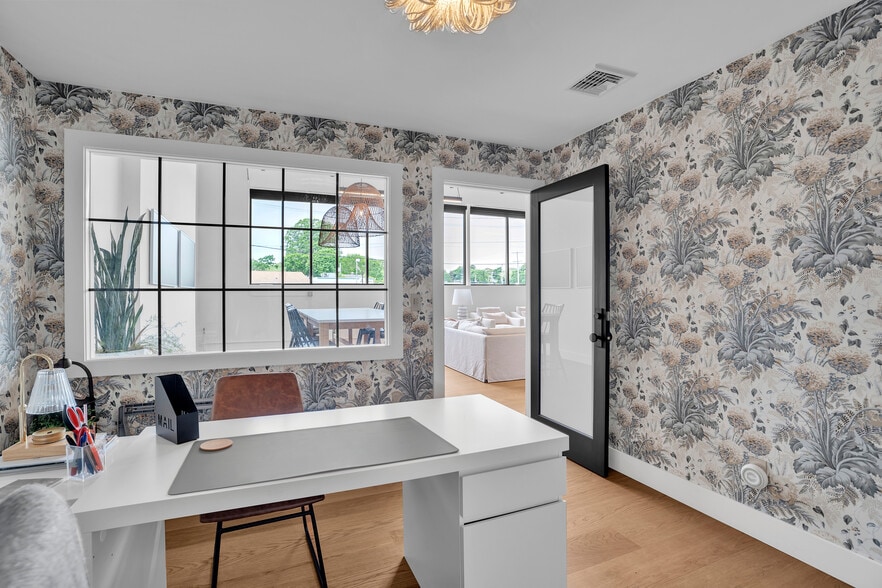 More Photos Of 5 Forbes St, Riverside Freestanding For Sale