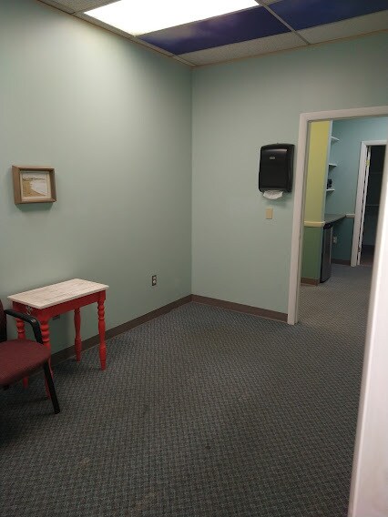 More Photos Of 140 Point Judith Rd, Narragansett Storefront Retail Office For Sale