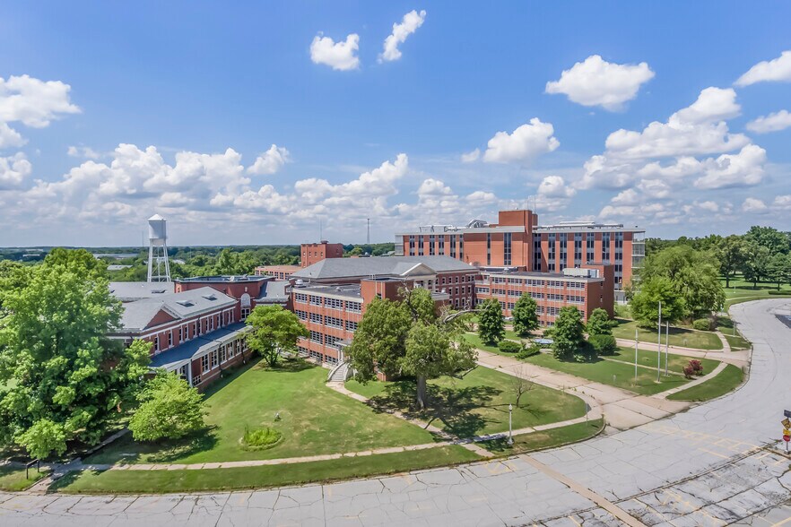More Photos Of 600 N Main St, Mount Vernon Congregate Senior Housing For Sale