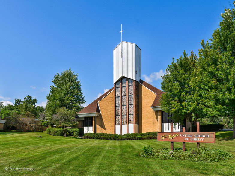 Primary Photo Of 47 Church St, Lake Zurich Religious Facility For Sale