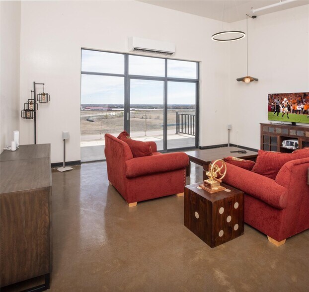More Photos Of 400 Fast Lane #400-3 ln, Anna Specialty For Sale