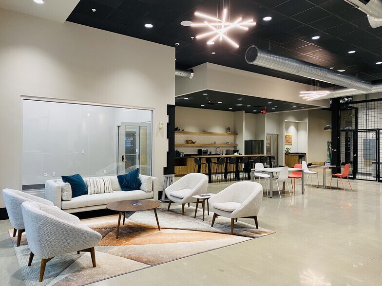 More Photos Of 7100-7140 Foundry Row, Liberty Township Coworking Space