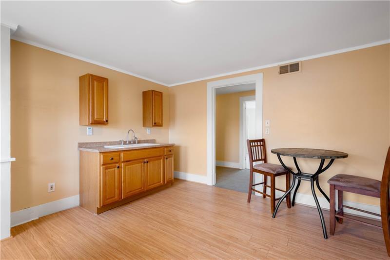 More Photos Of 626 5th Ave, Coraopolis Office Residential For Sale