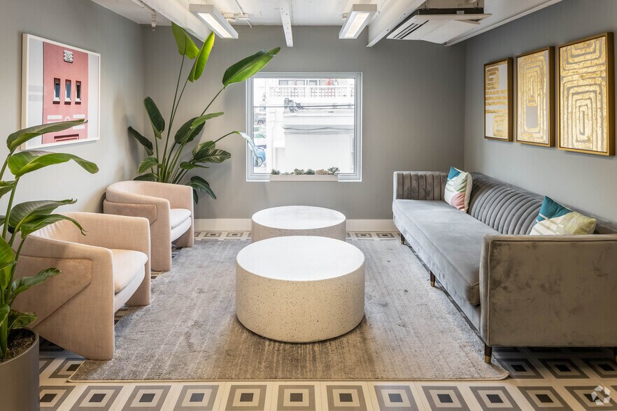 More Photos Of 2031 Harrison St, Hollywood Coworking Space