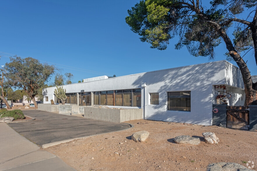 More Photos Of 2501 E Elm St, Tucson Rehabilitation Center For Sale