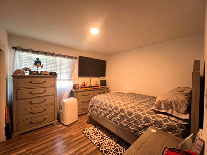 More Photos Of 4118 Redondo Beach Blvd, Torrance Apartments For Sale