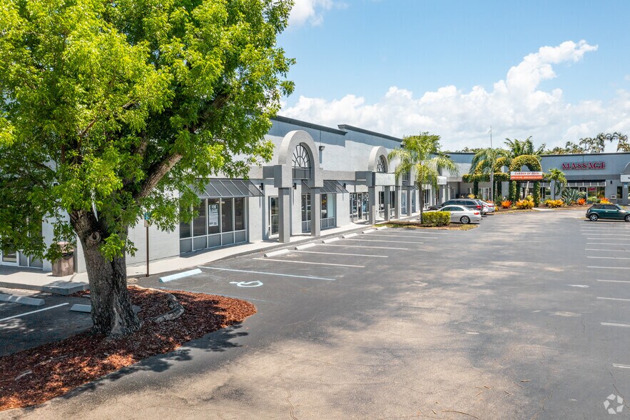 More Photos Of 4101-4143 Tamiami Trl E, Naples General Retail For Lease