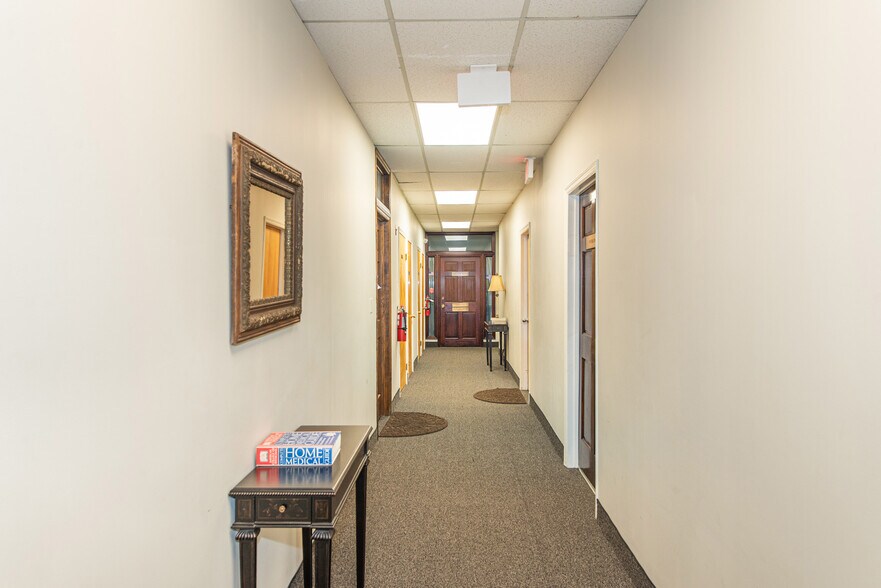 More Photos Of 59 E Mill Rd, Long Valley Office For Sale