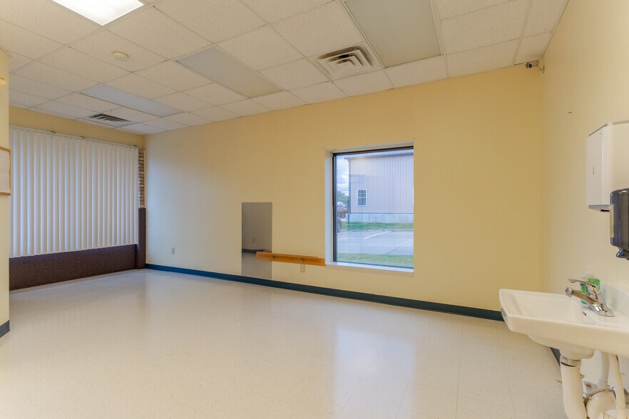 More Photos Of 1651 S Green St, Henderson Daycare Center For Sale