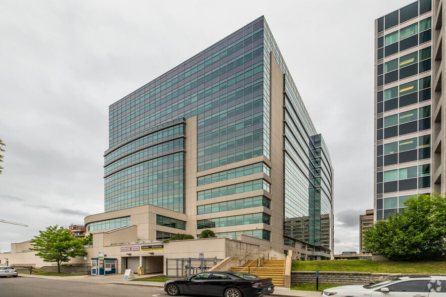 More Photos Of 30 Rue Victoria, Gatineau Office For Lease