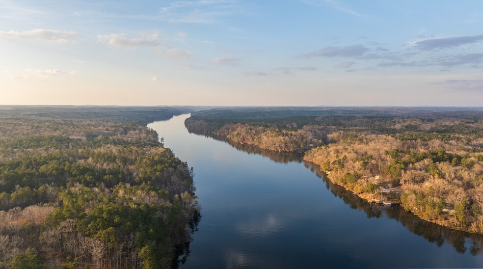 More Photos Of 402 Cliffside dr, Titus Land For Sale