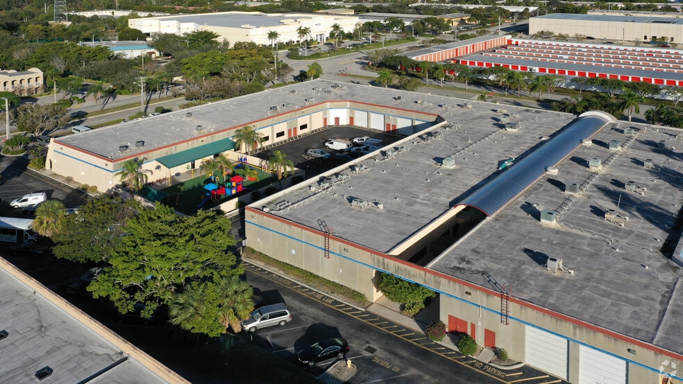 More Photos Of 10190-10286 NW 47th St, Sunrise Light Distribution For Sale