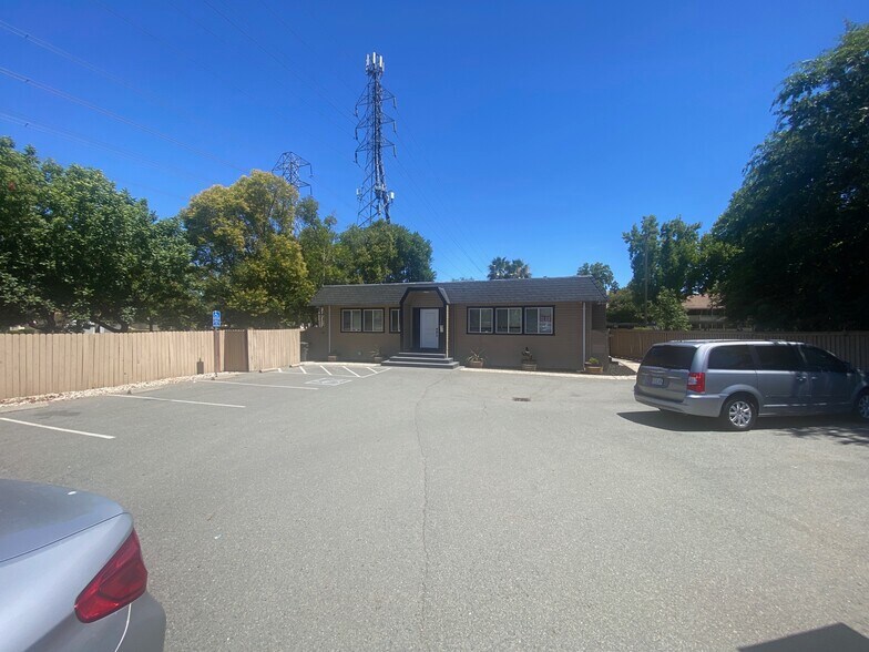 More Photos Of 5375 Clayton Rd, Concord Office For Sale