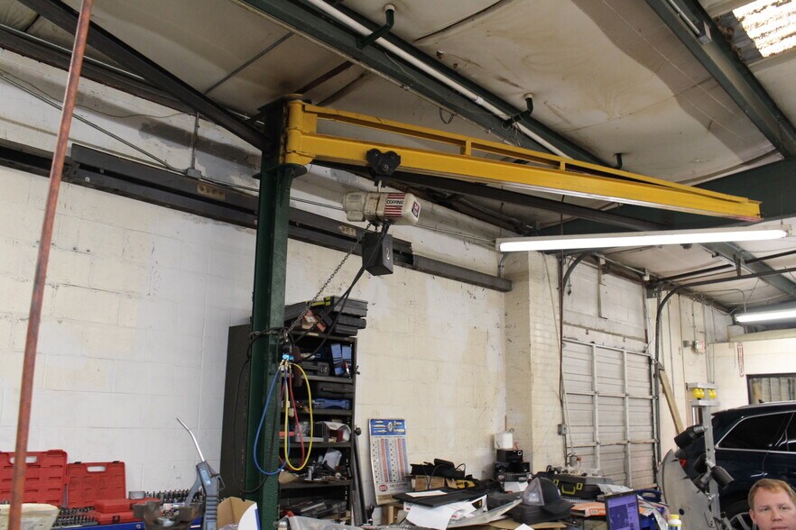 More Photos Of 994 Rhyne Rd, Clover Light Manufacturing For Sale