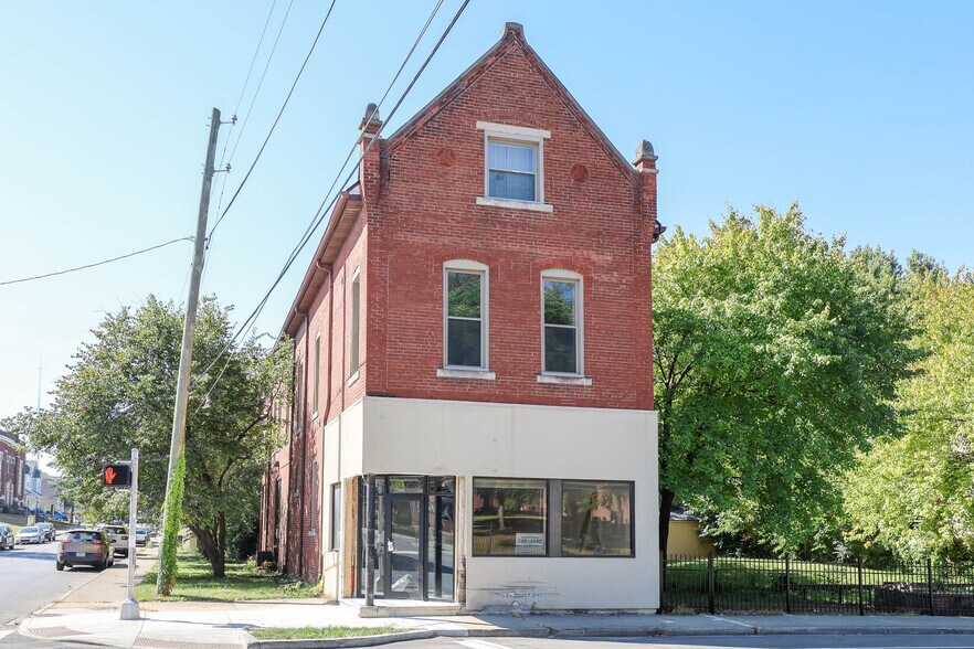 More Photos Of 1641 E Michigan St, Indianapolis Storefront For Lease