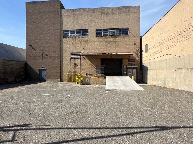 More Photos Of 545 Franklin Ave, Mount Vernon Warehouse For Sale