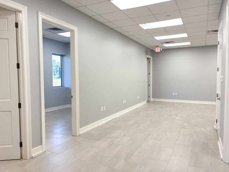 More Photos Of 9373 Baringer Foreman Rd, Baton Rouge Office For Sale
