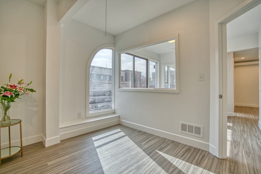 More Photos Of 1715-1717 Pearl Street, Boulder General Retail For Lease