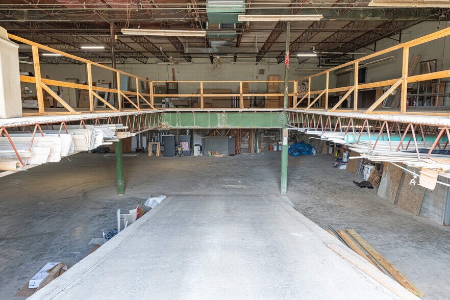 More Photos Of 1240 Stanley Ave, Dayton Warehouse For Sale