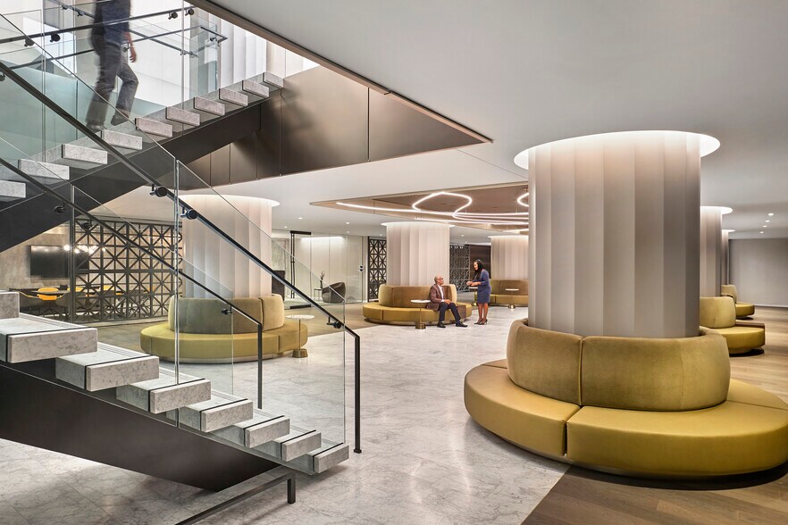 More Photos Of 1300 I St NW, Washington Office For Lease