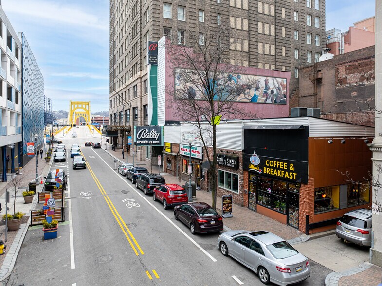 More Photos Of 123 6th St, Pittsburgh Storefront For Sale