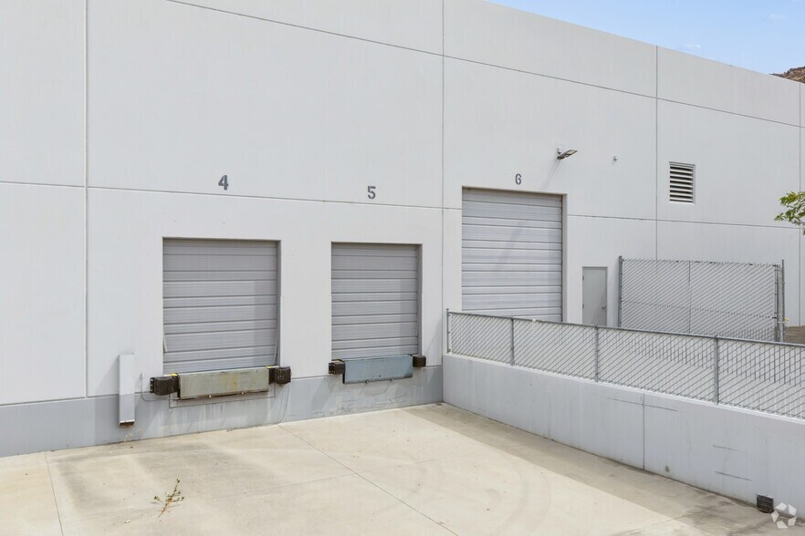 More Photos Of 8770 Technology Way, Reno Distribution For Lease
