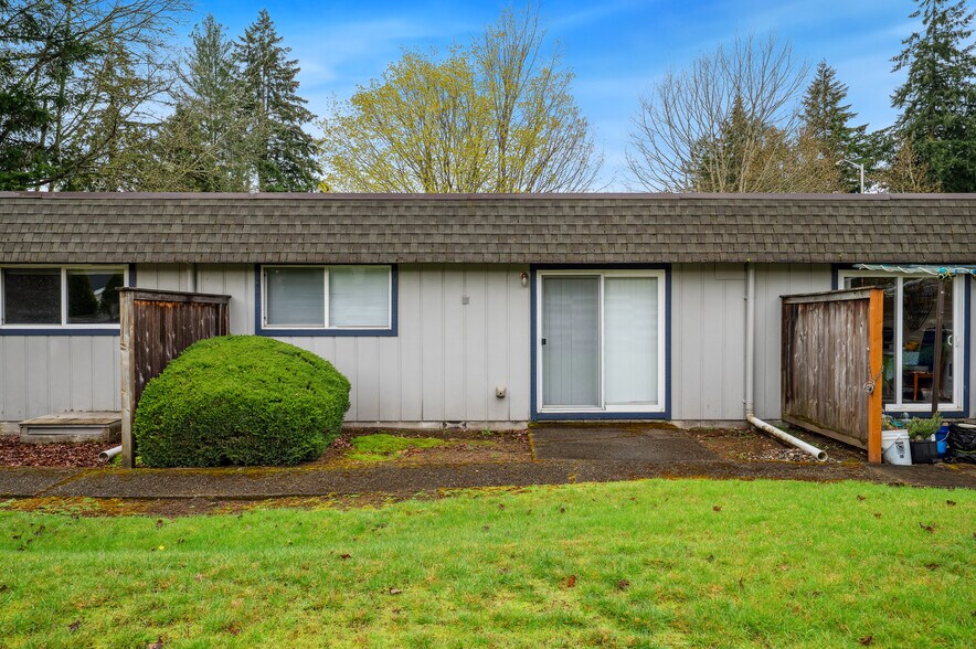 More Photos Of 1213 Cora St SE, Lacey Apartments For Sale
