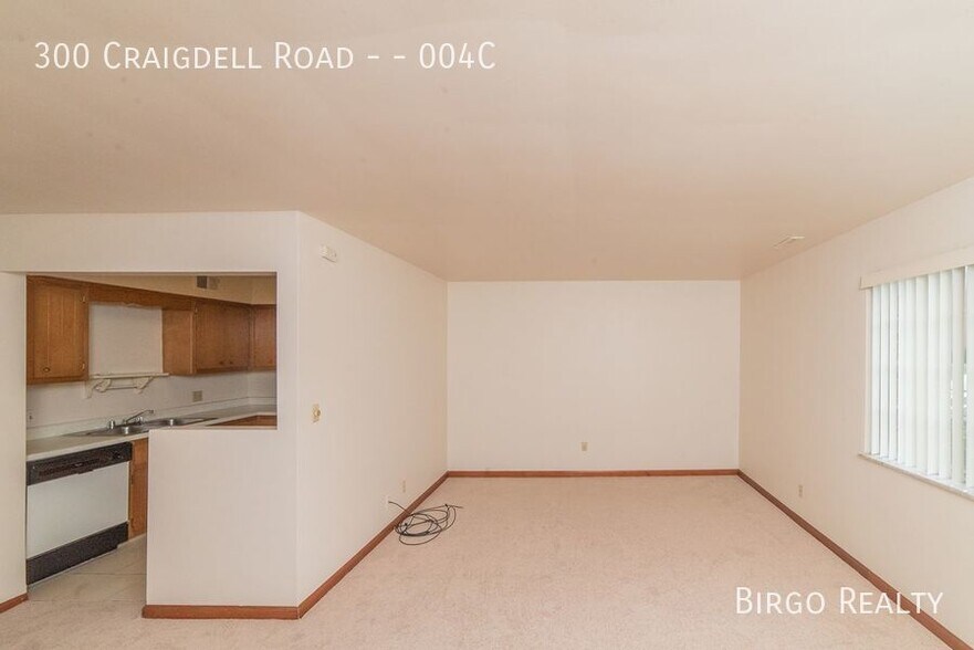 More Photos Of 300 Craigdell Rd, New Kensington Apartments For Sale