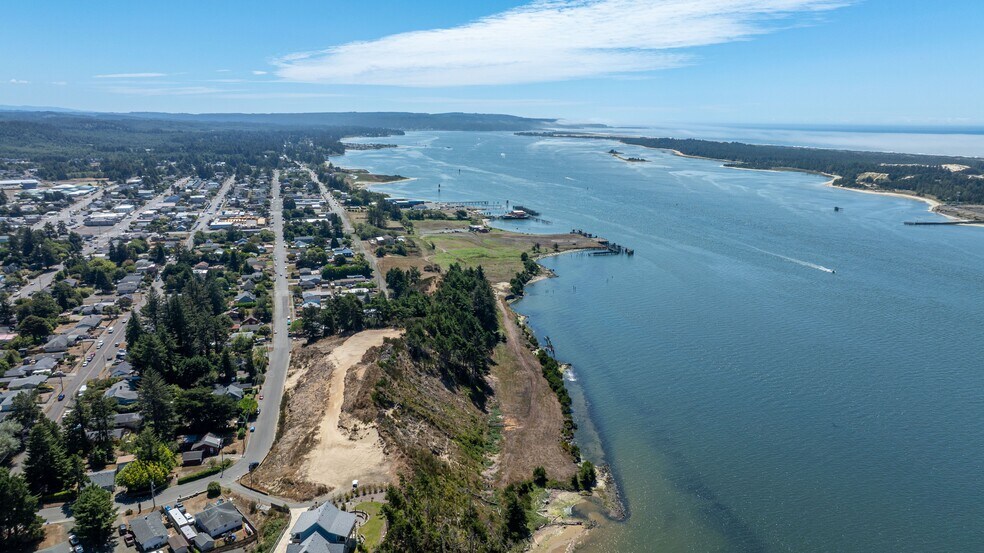 More Photos Of 516 Taylor Ave, Coos Bay Land For Sale