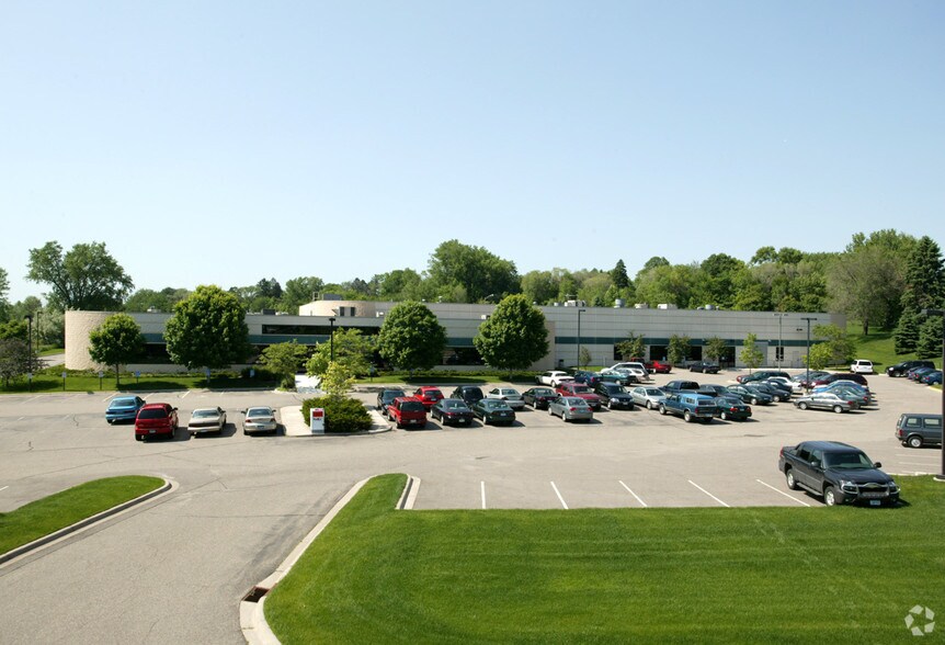 More Photos Of 1395 Commerce Dr, Eagan Office For Sale
