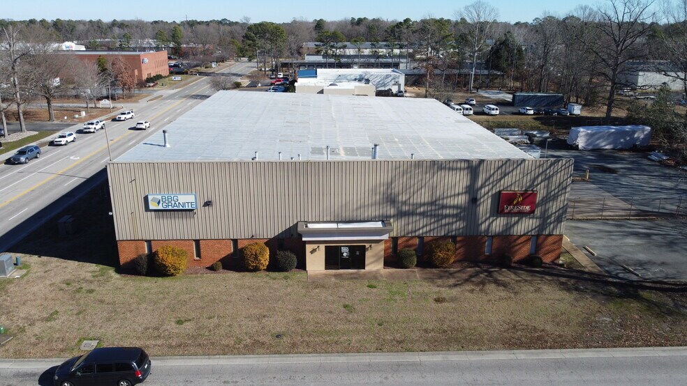 Primary Photo Of 11850 Canon Blvd, Newport News Industrial For Sale