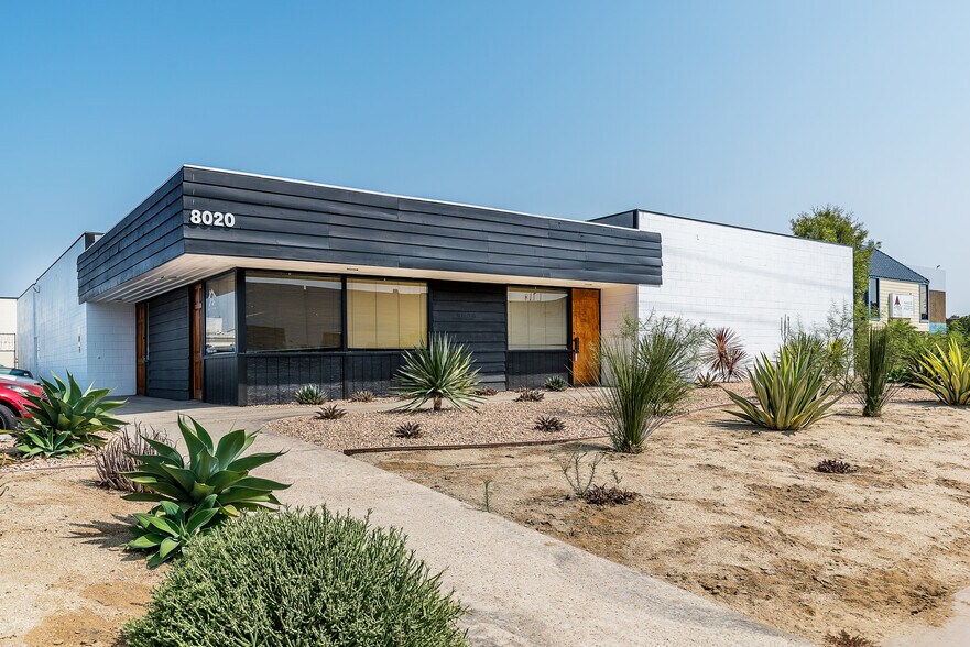 More Photos Of 8020 Ronson Rd, San Diego Warehouse For Lease