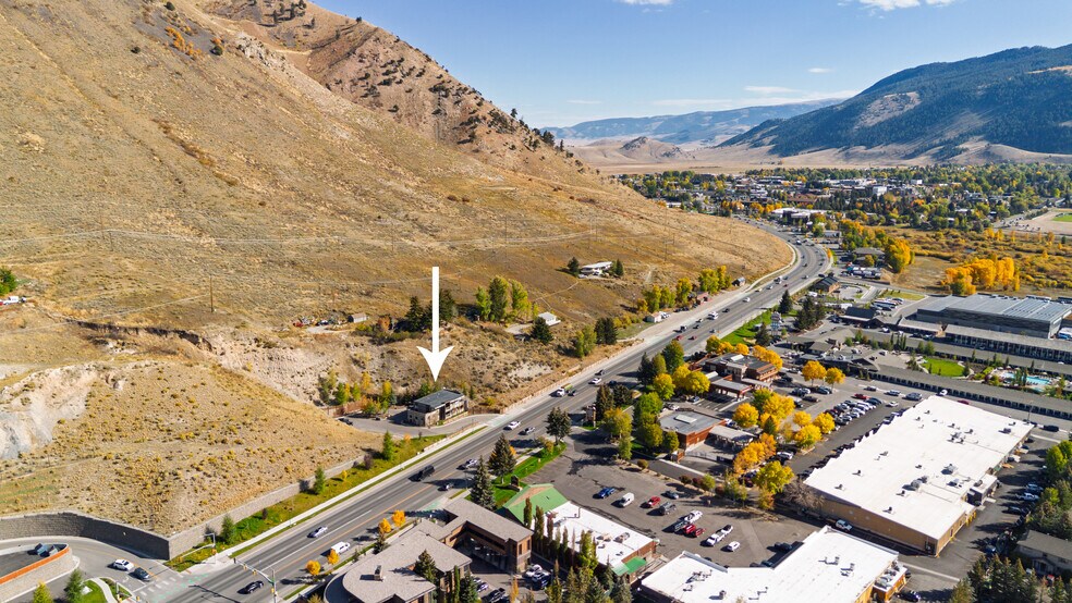 More Photos Of 855 W Broadway Ave, Jackson Apartments For Sale